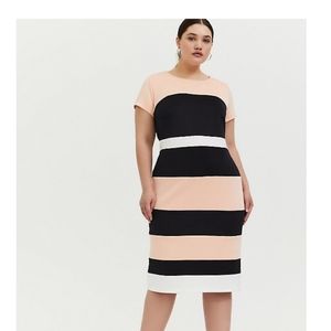Torrid Scuba Sheath Dress Sz 3 NWT